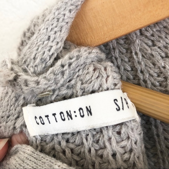 Super cute gray lace up back knit sweater - Picture 6 of 6